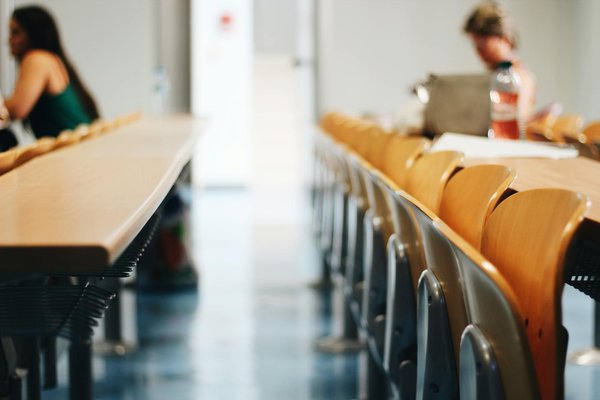 Quels sont les avantages spécifiques qu'offre une agence SEO à Bordeaux ?