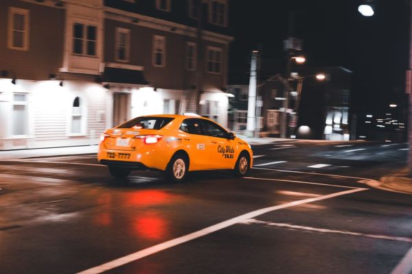 Comment choisir l'entreprise de taxi dans laquelle investir ?